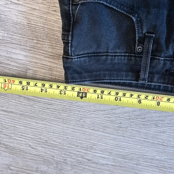 Levi's 721 Black Label Women's  High Rise Skinny Jeans. W26xL30 - Picture 9 of 11